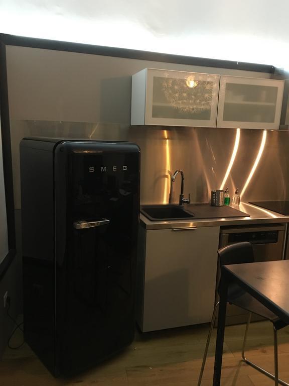 Wine Apartment
